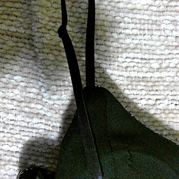 Black and gold semi-formal dress - Picture 5 of 5